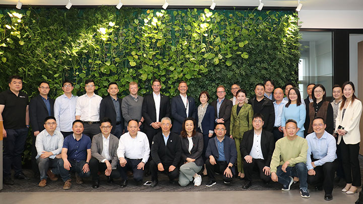 Danish-export-networking participants of networking meeting