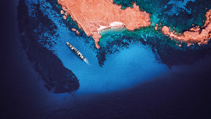 coast-ship-arial-view